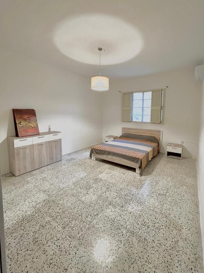 Camag Apartment - Very Close To Airport Birżebbuġa Exterior foto